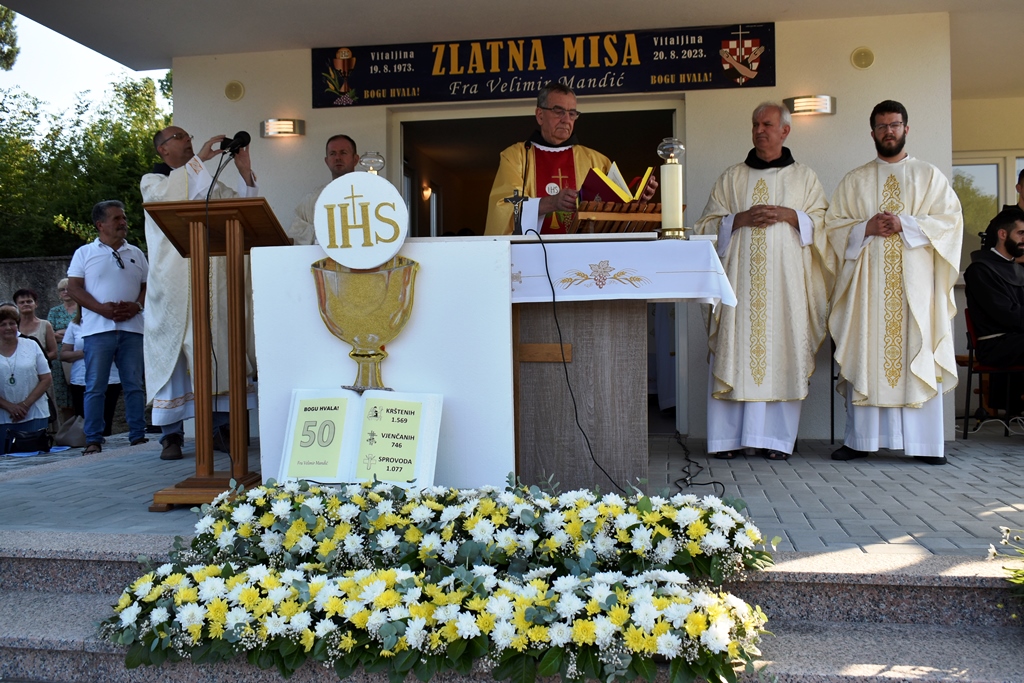 Zlatna misa fra Velimira Mandića