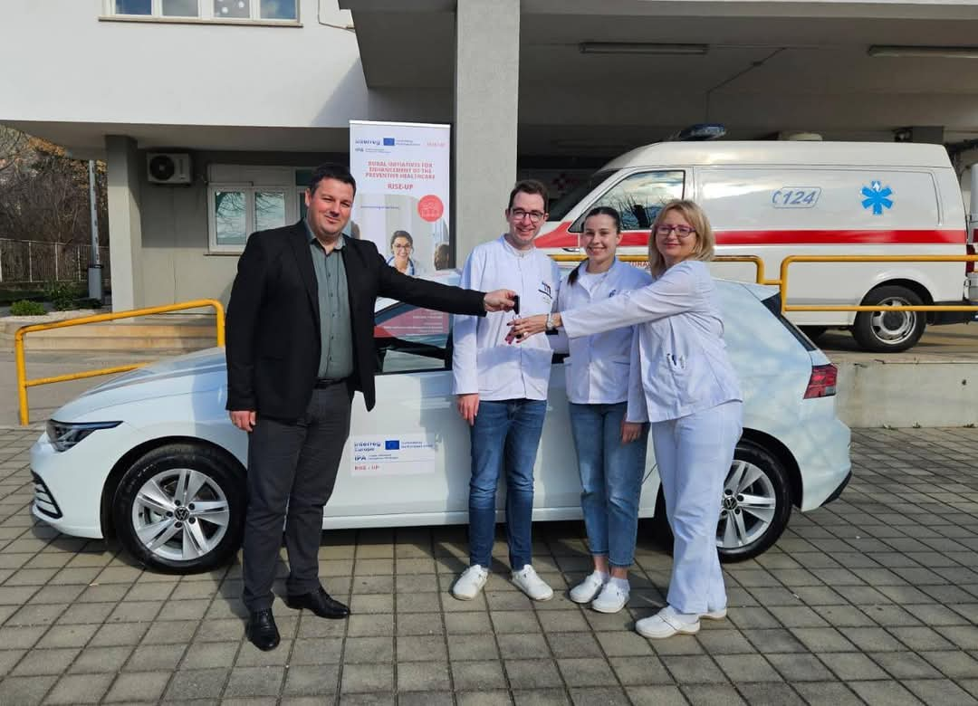 RISE-UP PROJEKT- JU Domu zdravlja Ljubuški isporučen automobil za potrebe patronažne službe