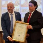 Sindikat uručio zlatnu plaketu federalnom dopremijeru Toniju Kraljeviću