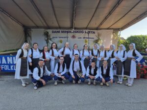 HKUD Studenčica sudjelovala na tradicionalnoj 27. Smotri folklora ” Dani miholjskog ljeta” u Žepču