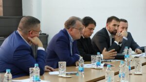 Dopremijer Kraljević održao sastanak s predstavnicima umirovljenika: Neupitna opredijeljenost donošenju izmjena Zakona o MIO i jačanju standarda umirovljeničke populacije