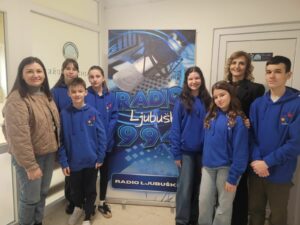 Polaznici Centra izvrsnosti hrvatskog jezika ŽZH gosti našeg radijskog programa