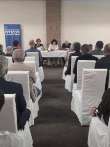 Ljubuški: Predstavljena druga zbirka pjesama Davora Hrstića