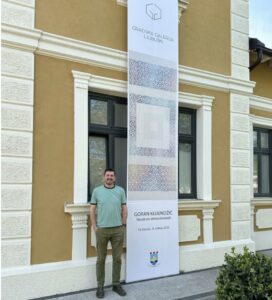 Preciznost i apstrakcija: Umjetnik iz Osijeka Goran Kujundžić izlaže u Ljubuškom