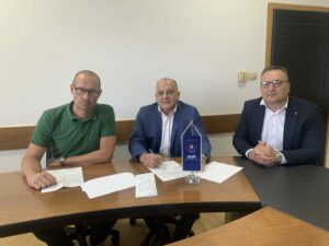 Predstavnici Norveške narodne pomoći donirali opremu MUP-u ŽZH